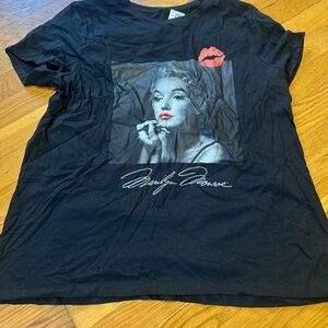 Monroe Monroe T shirt